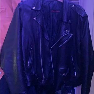 100% REAL Leather Men’s Studio Milan